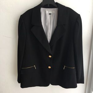 Elegant black jacket size 22W